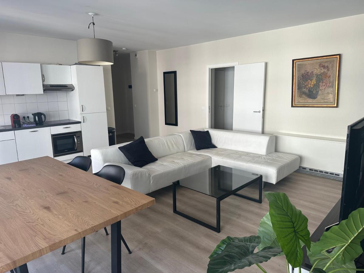 3 Bedroom Apartment In City Center With Balcony View Brussels Exterior photo