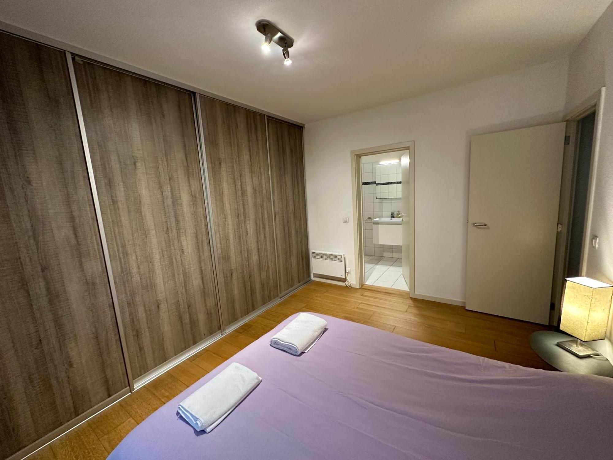 3 Bedroom Apartment In City Center With Balcony View Brussels Exterior photo